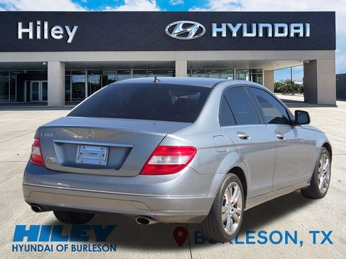 Used 2008 Mercedes-Benz C 300 Sedan image 4