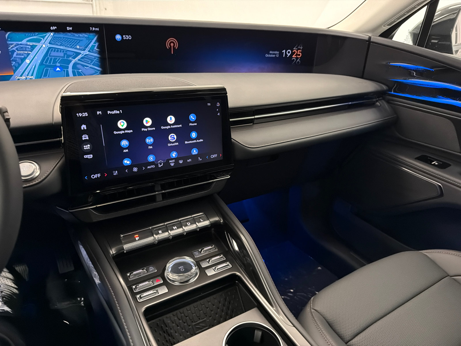 New 2026 Lincoln Nautilus Premier AWD/4WD image 26