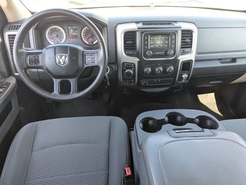 Used 2015 RAM 1500 Classic SLT AWD/4WD image 28