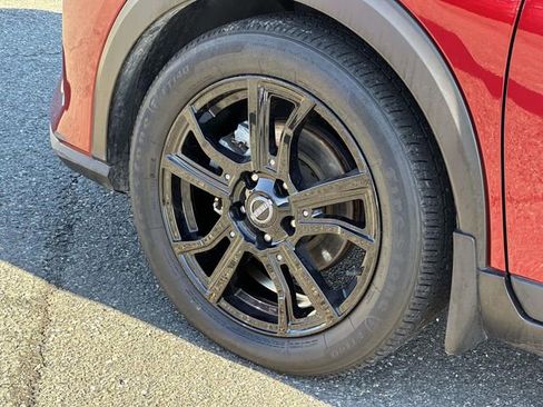 Used 2023 Nissan Kicks SR w/ SR Premium Package image 8