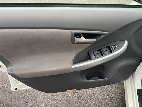 Used 2010 Toyota Prius Two image 27