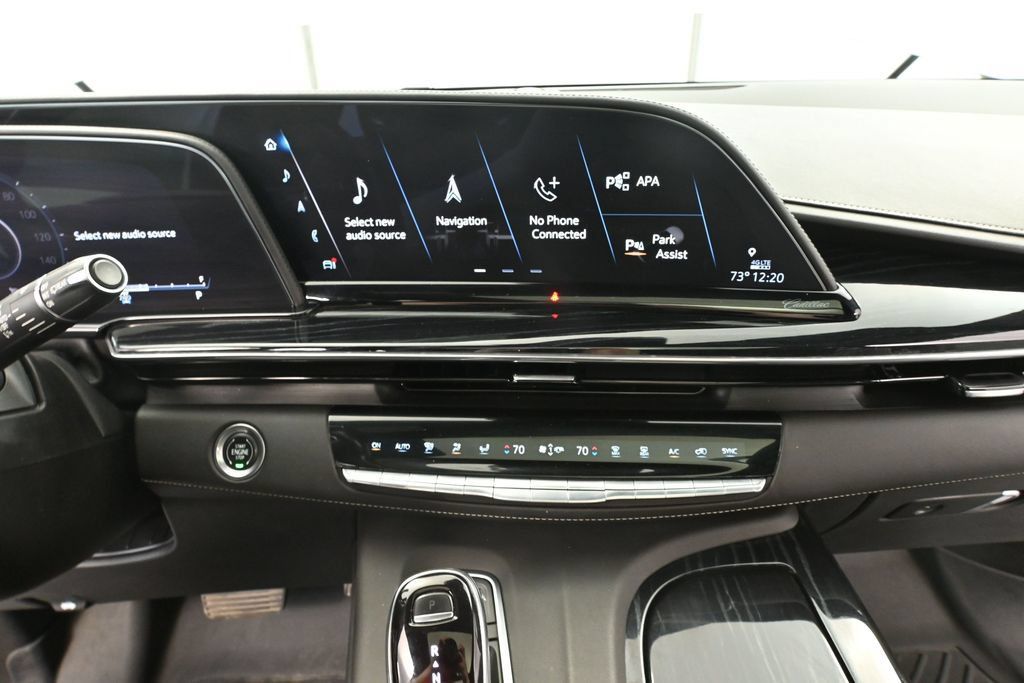 Used 2021 Cadillac Escalade ESV Sport w/ Heavy-Duty Trailer Package AWD/4WD image 27