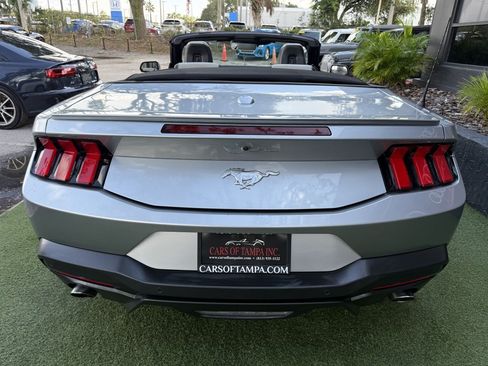 Used 2024 Ford Mustang Premium RWD image 5