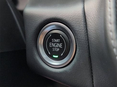 Used 2022 Chevrolet Tahoe Z71 w/ Off-Road Capability Package image 23