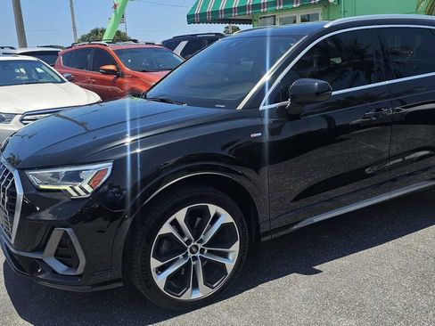 Used 2020 Audi Q3 2.0T Premium Plus w/ Premium Plus Package AWD/4WD image 1