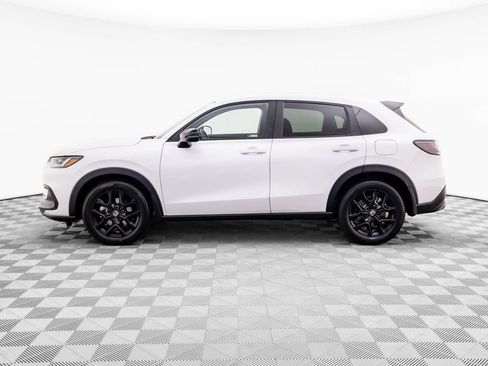 Certified 2024 Honda HR-V Sport image 3