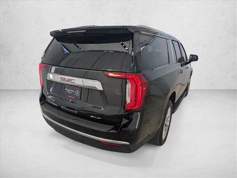 Used 2023 GMC Yukon XL SLT image 5