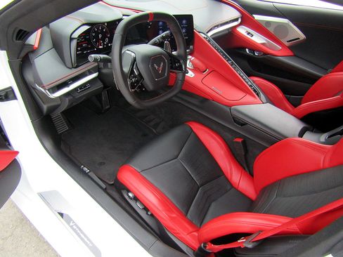 Used 2023 Chevrolet Corvette Stingray Preferred Cpe w/ Z51 Performance Package image 10