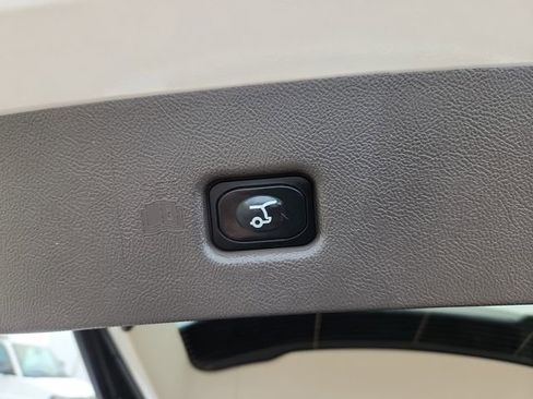 Used 2023 Lincoln Nautilus Reserve AWD/4WD image 36