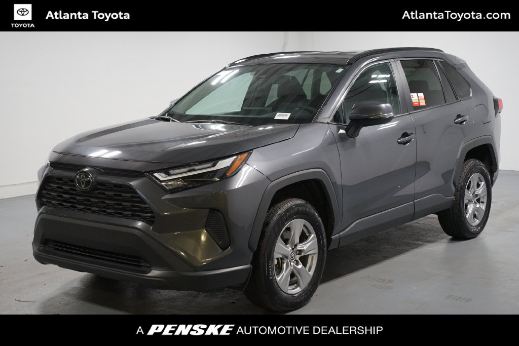 Certified 2025 Toyota RAV4 XLE FWD image 1