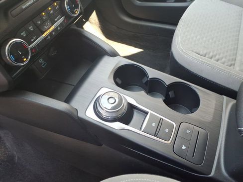 Used 2022 Ford Escape SE w/ Convenience Package image 11