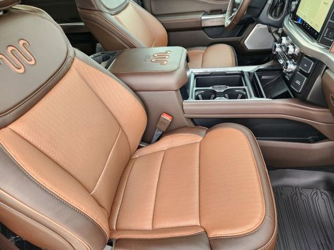 New 2026 Ford F250 King Ranch w/ FX4 Off-Road Package AWD/4WD image 14