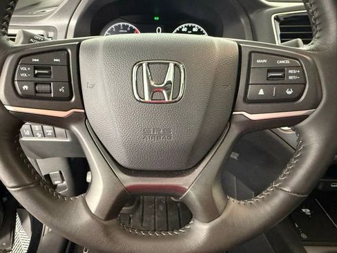 Used 2025 Honda Ridgeline RTL image 17