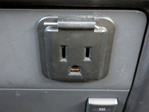 Used 2015 Nissan Pathfinder SL w/ SL Tech Package image 20