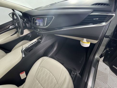 Used 2023 Buick Enclave Avenir w/ Trailering Package, 5000 lbs. FWD image 30