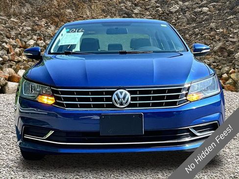 Used 2016 Volkswagen Passat 1.8T SE FWD image 3