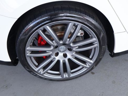 Used 2017 Maserati Ghibli S image 47