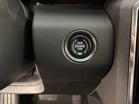 Certified 2025 GMC Acadia Denali AWD/4WD image 24