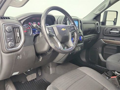 Used 2022 Chevrolet Silverado 2500 LT w/ Convenience Package image 16