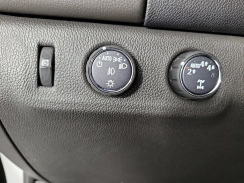Used 2022 GMC Canyon Elevation w/ Elevation Premium Package AWD/4WD image 29