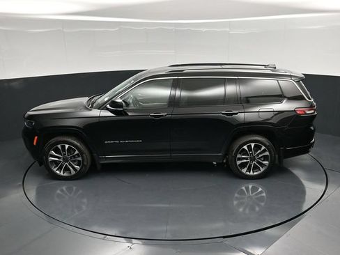 Used 2022 Jeep Grand Cherokee L Overland w/ Luxury Tech Group IV AWD/4WD image 54