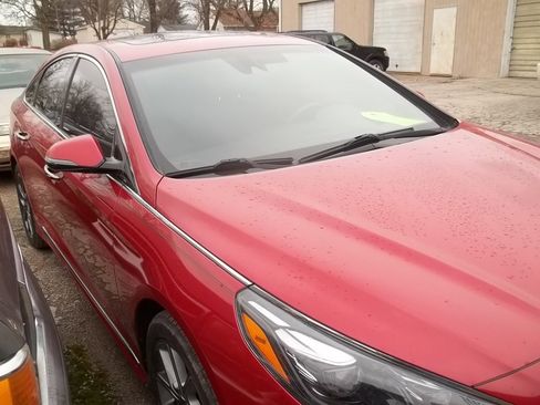 Used 2018 Hyundai Sonata Limited image 3