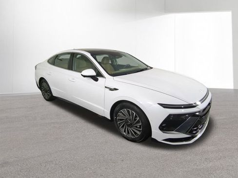 New 2026 Hyundai Sonata Limited image 12