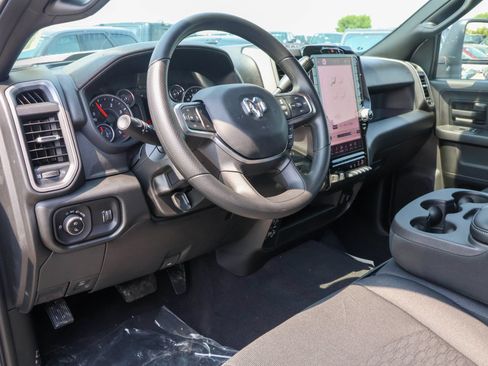 New 2026 RAM 3500 Tradesman AWD/4WD image 4