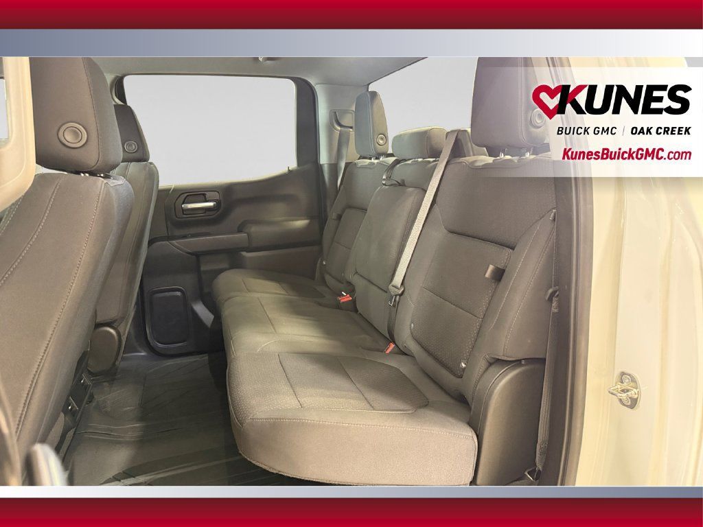 Used 2021 Chevrolet Silverado 1500 Custom w/ Custom Max Trailering Package AWD/4WD image 33