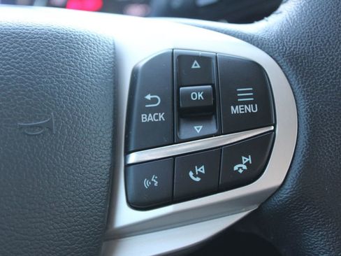 Used 2023 Ford Explorer XLT w/ Equipment Group 202A AWD/4WD image 36