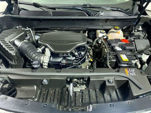 Used 2023 GMC Acadia Denali image 26