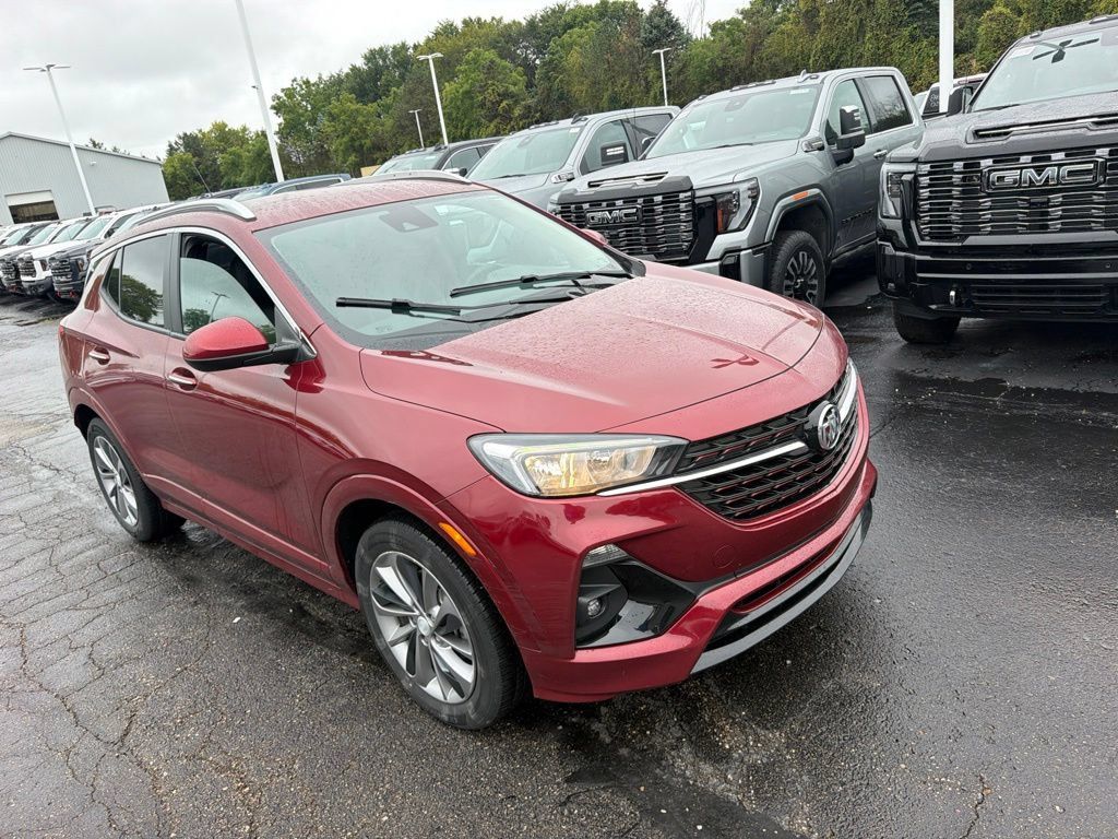 Used 2023 Buick Encore GX Select w/ Sport Touring Package FWD image 6