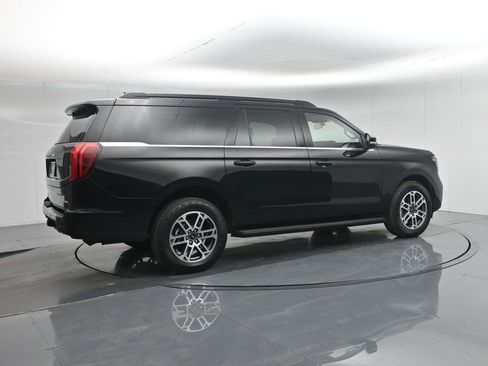 Certified 2025 Ford Expedition Max Active image 30