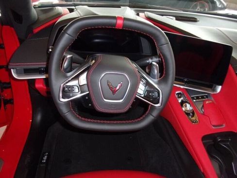 Used 2023 Chevrolet Corvette Stingray Premium Conv w/ Z51 Performance Package image 13