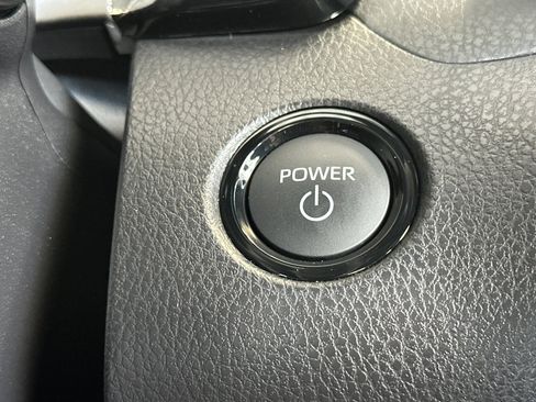 Used 2026 Toyota Camry SE w/ Convenience Package FWD image 20