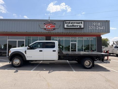 Used 2022 Ford F550 4x4 Crew Cab Super Duty w/ Power Equipment Group image 1
