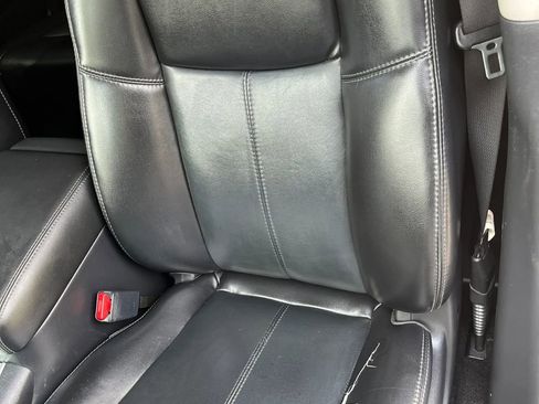 Used 2017 Nissan Pathfinder SL w/ SL Tech Package FWD image 10