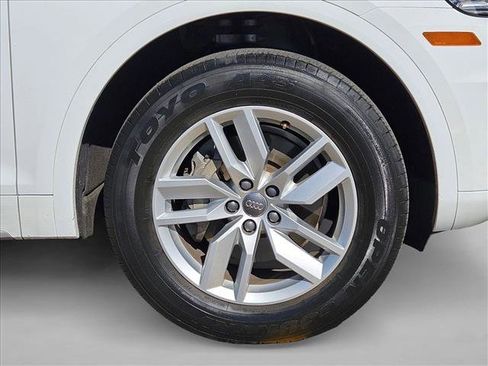 Used 2020 Audi Q5 2.0T Premium w/ Convenience Package image 19