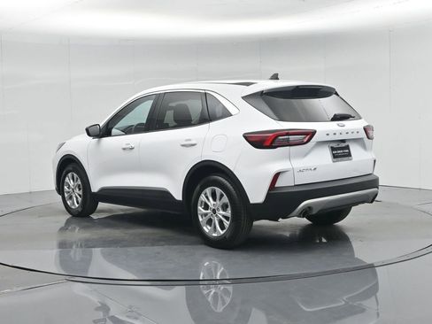 Used 2024 Ford Escape Active image 28