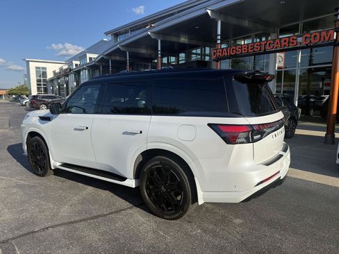 Used 2026 INFINITI QX80 4WD w/ Sport Exterior Package image 4