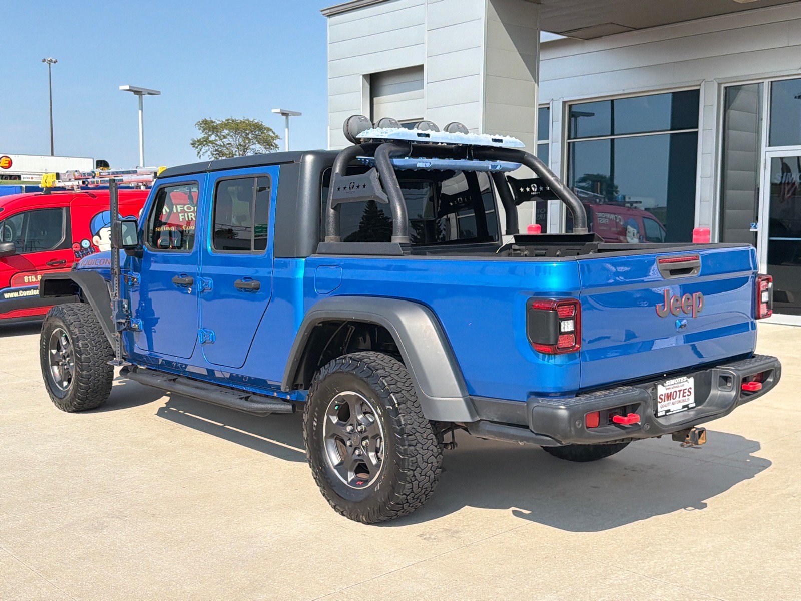 Used 2021 Jeep Gladiator Rubicon AWD/4WD image 2