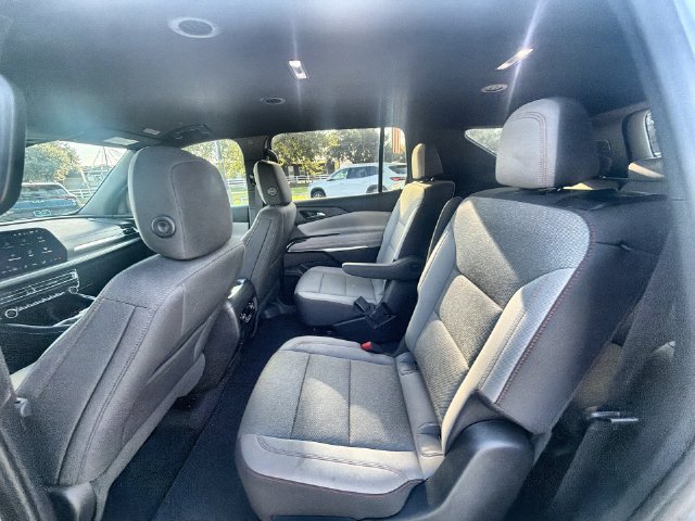 Used 2026 Chevrolet Traverse LT w/ Driver Confidence Package FWD image 24