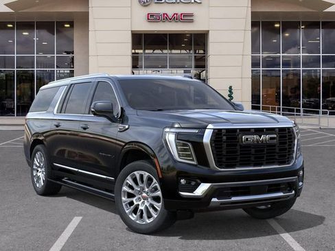 New 2026 GMC Yukon XL Denali w/ Denali Reserve Package RWD image 7