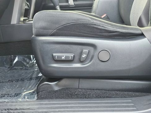 Used 2017 Toyota 4Runner SR5 image 29