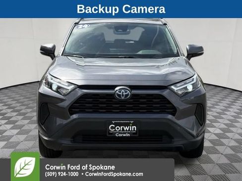 Used 2024 Toyota RAV4 XLE AWD/4WD image 5