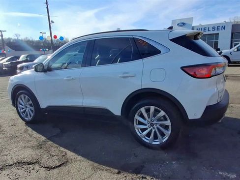 Certified 2022 Ford Escape Titanium w/ Titanium Elite Package image 6