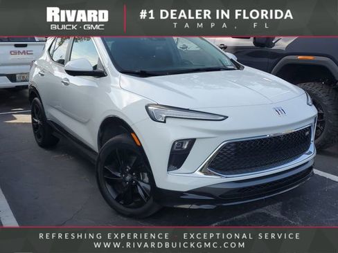 Used 2024 Buick Encore GX Sport Touring w/ Advanced Technology Package image 1