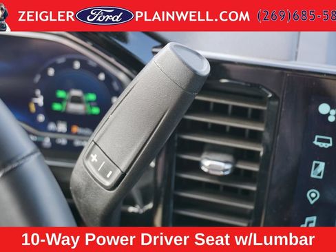 Used 2024 Chevrolet Silverado 1500 LT AWD/4WD image 24