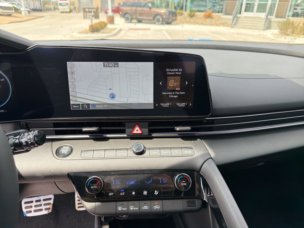 New 2025 Hyundai Elantra SEL FWD image 24