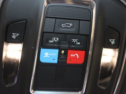 Used 2024 Jeep Grand Cherokee L Limited AWD/4WD image 56